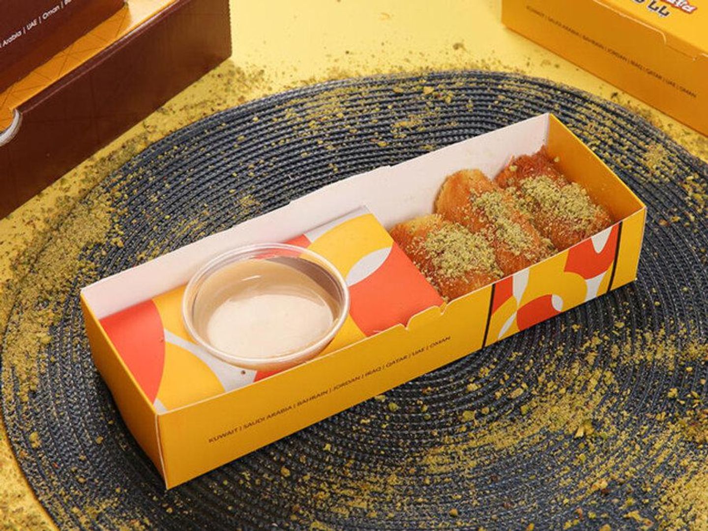 Takmeem Mabroomah 3 Pieces