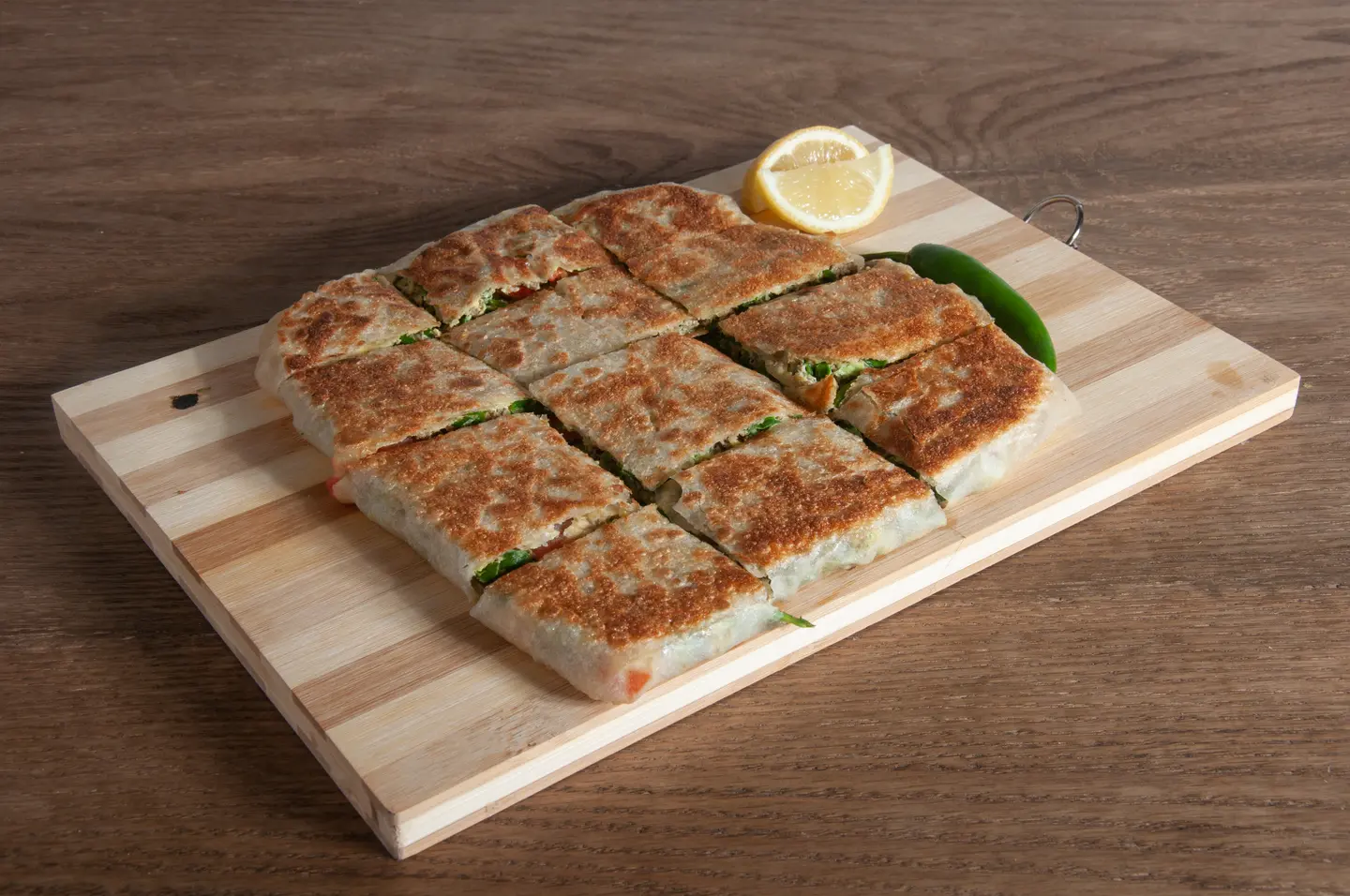 مطبق مالح بالجبنة