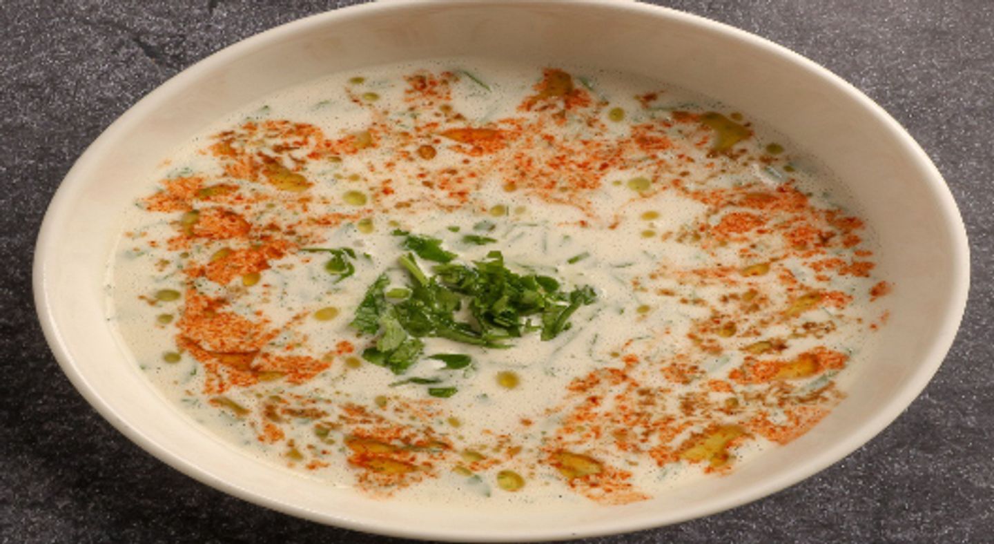 بقدونسية