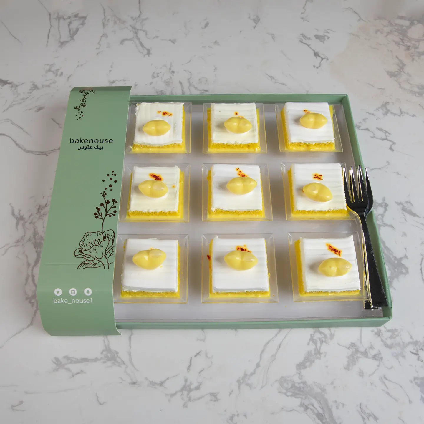 Saffron Mini Cake