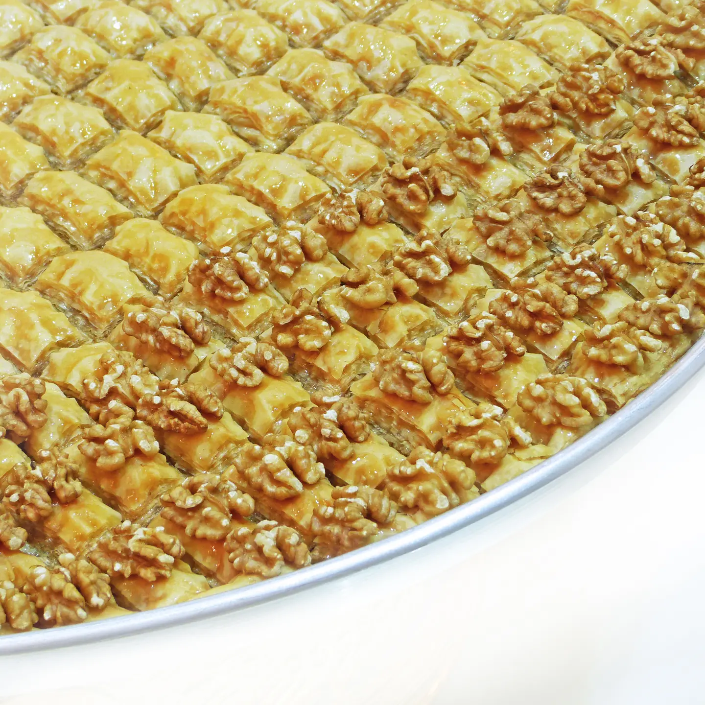 بقلاوة بالجوز