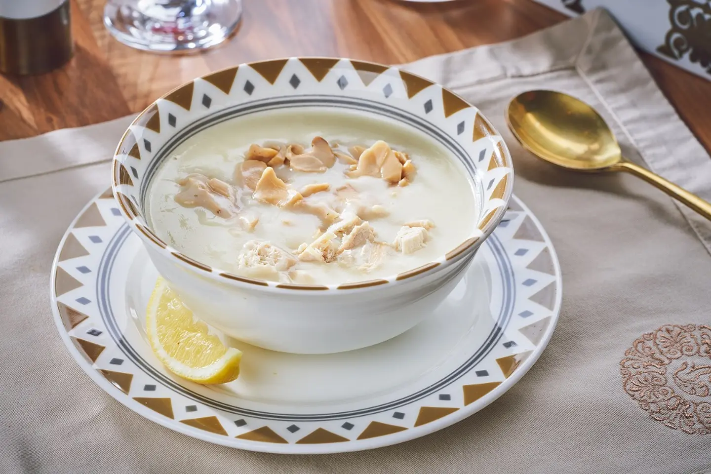 شوربة كريم بالدجاج