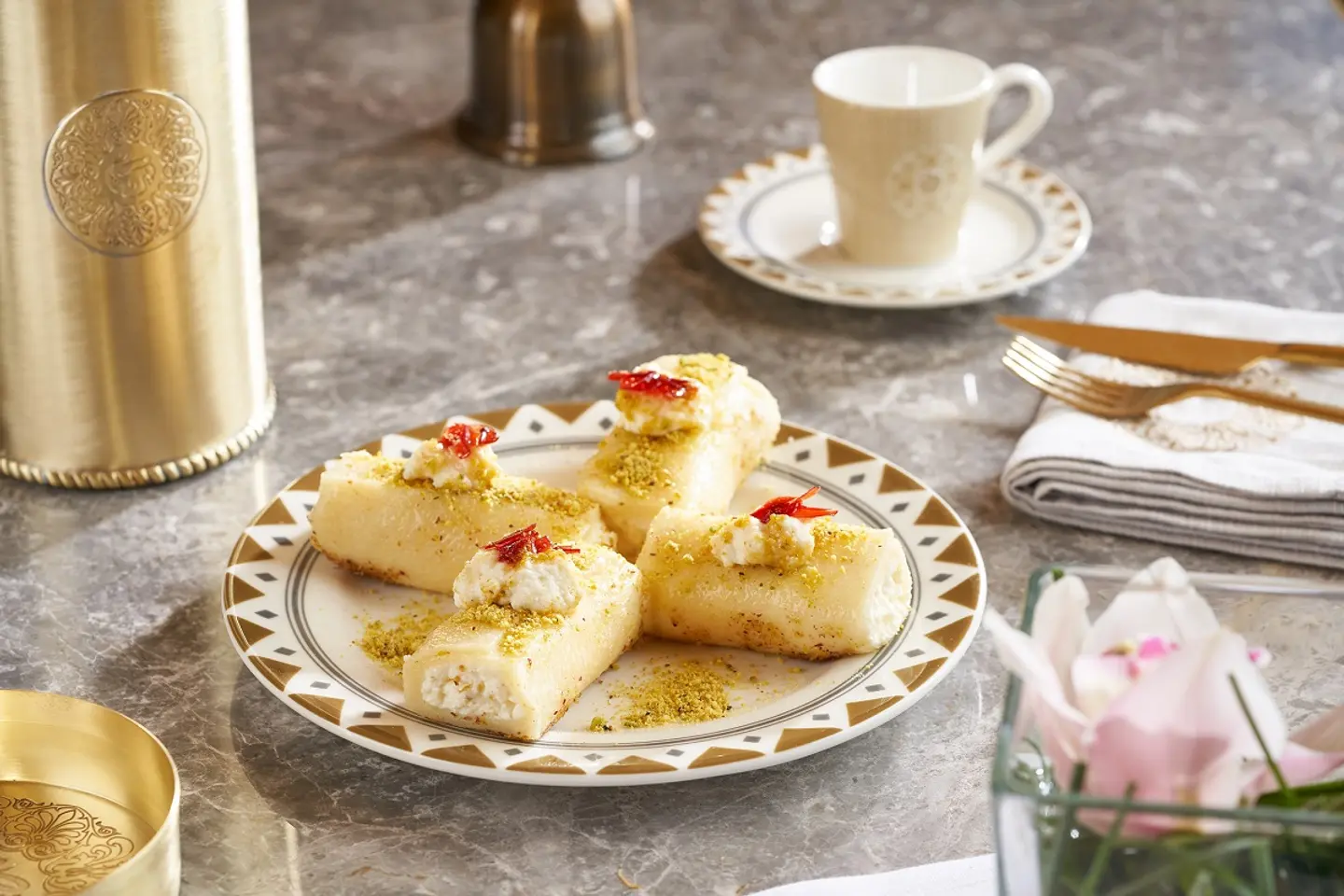 حلاوة بالجبنة
