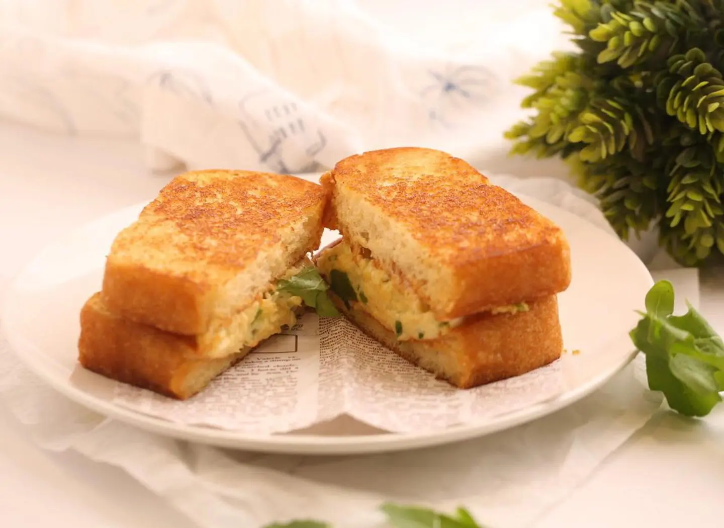 Scramble Brioche Sandwich