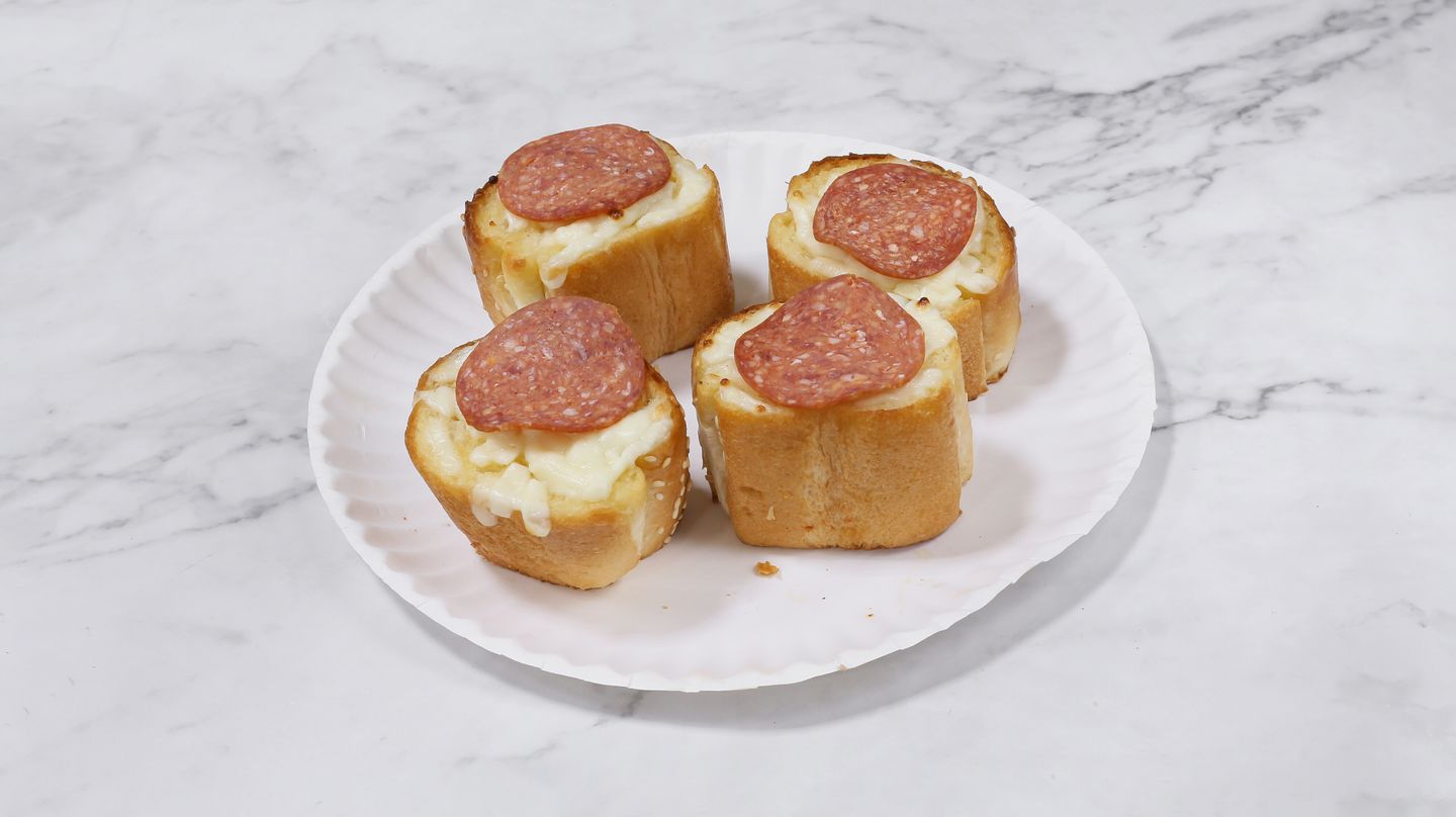 Garlic Bread With Pepperoni