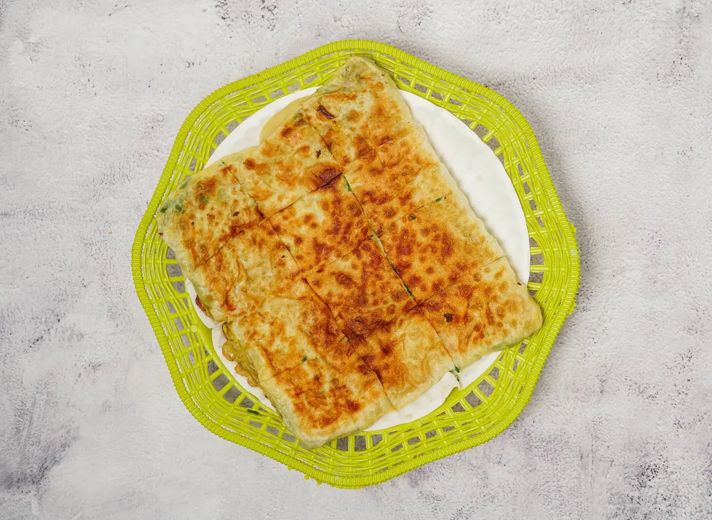 مطبق تونة بالجبنة