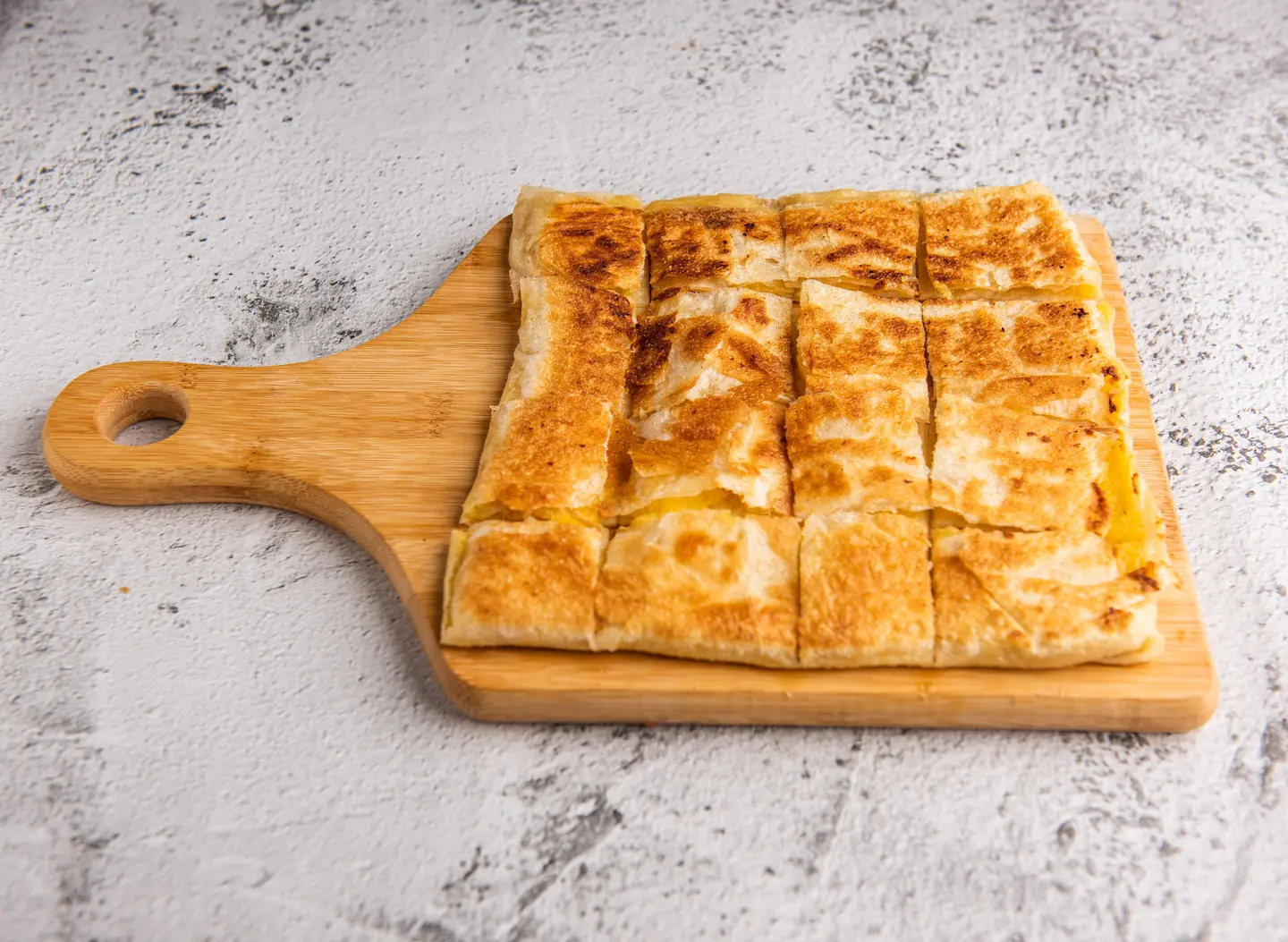 مطبق حلو مع جبن