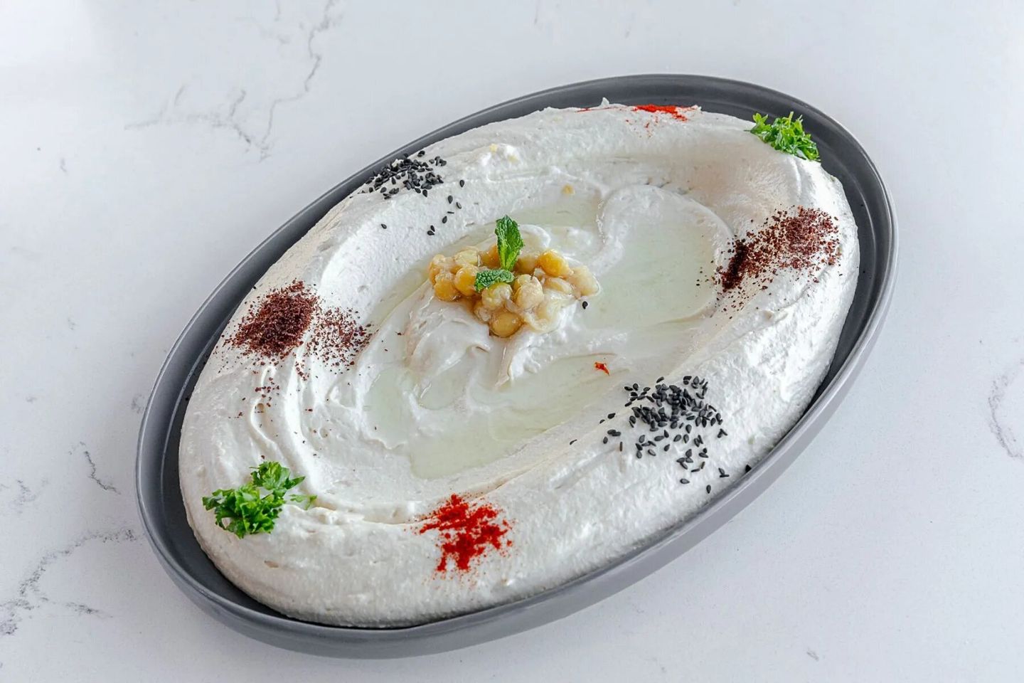 لبنة بالثوم والنعناع