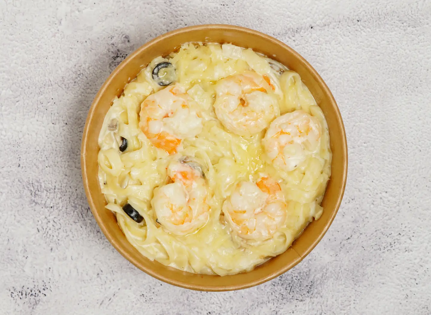 Shrimp Fettuccine In White Sauce