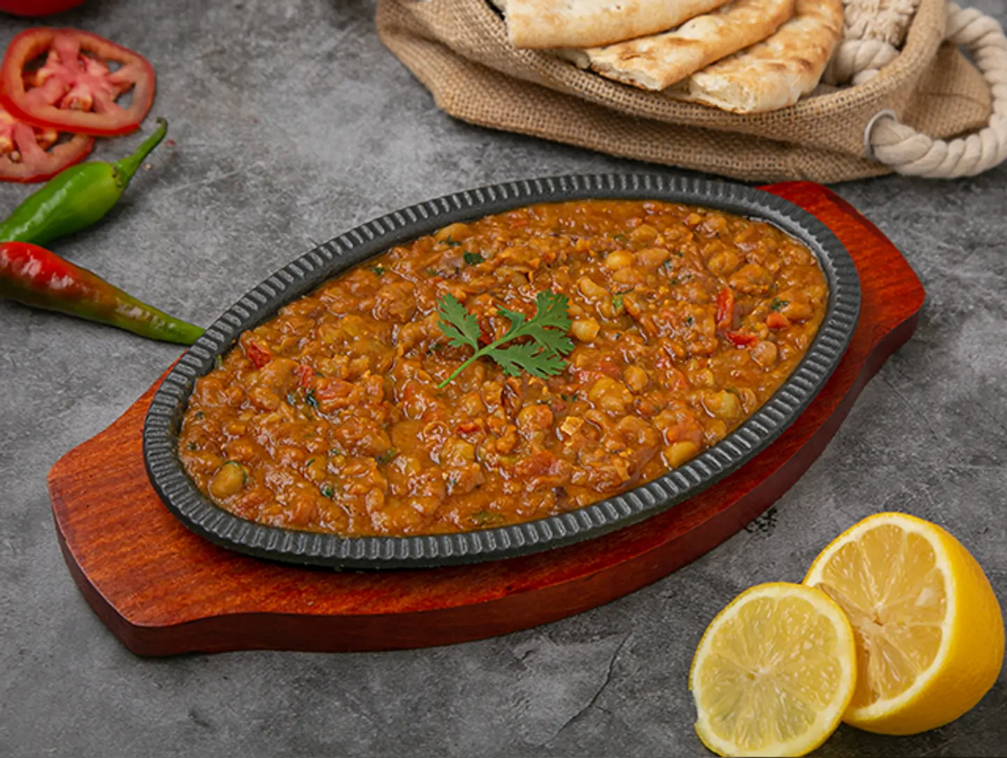 تــونـــة مع البزاليا