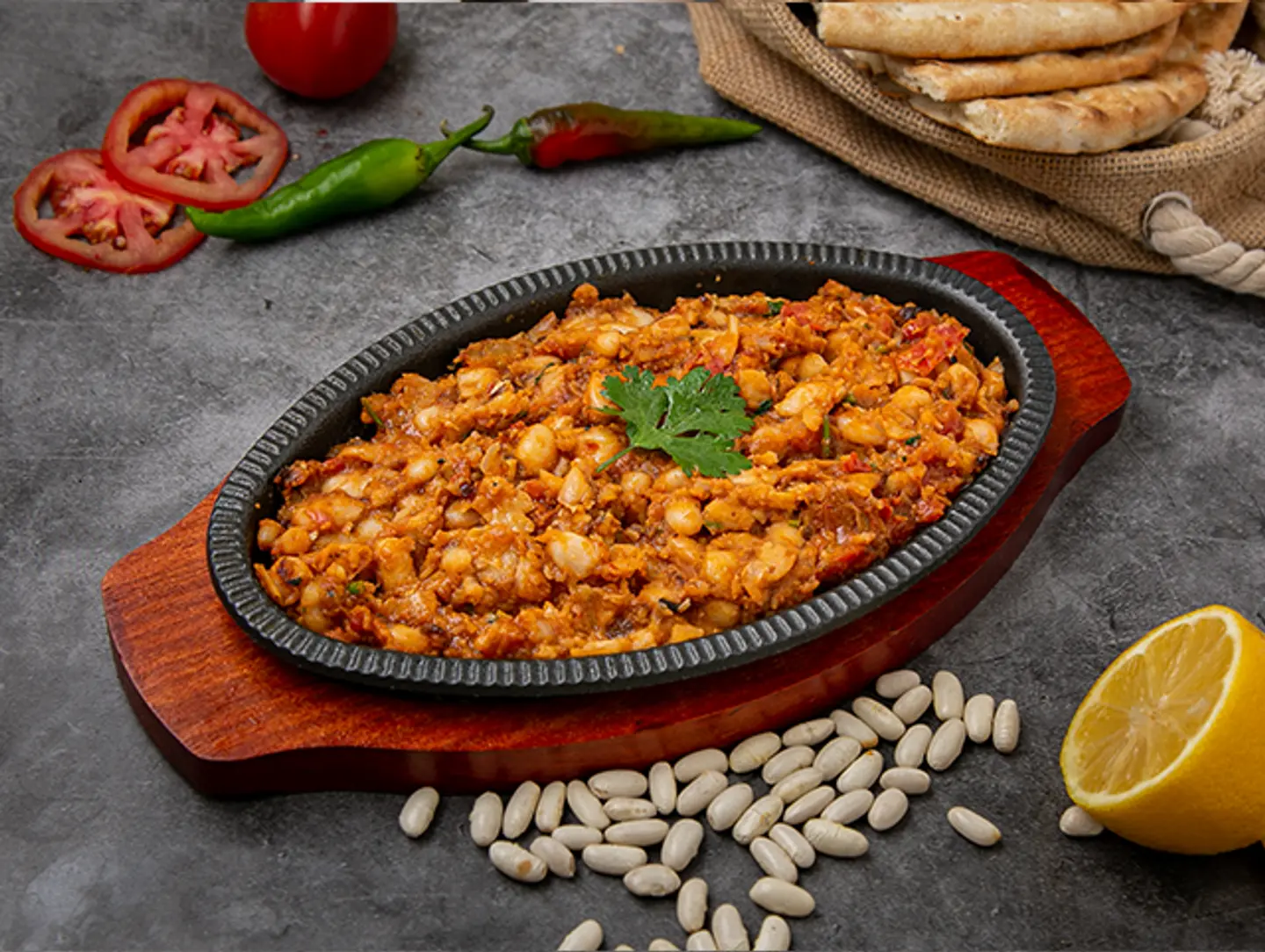 تــــونـة مع الفاصوليا