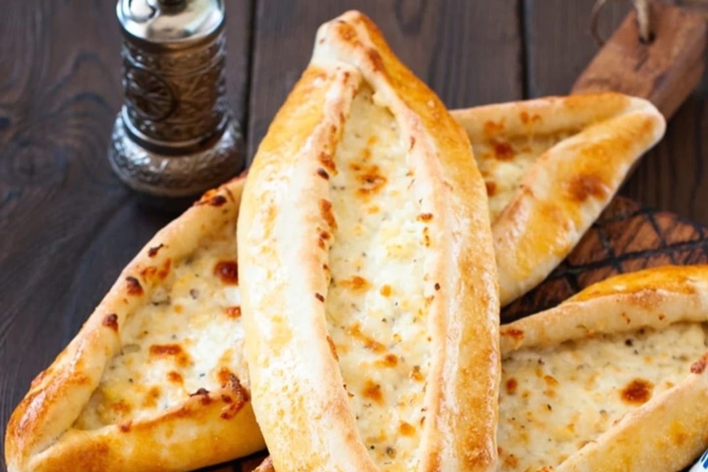 فطيرة لبنة جبنة سائلة