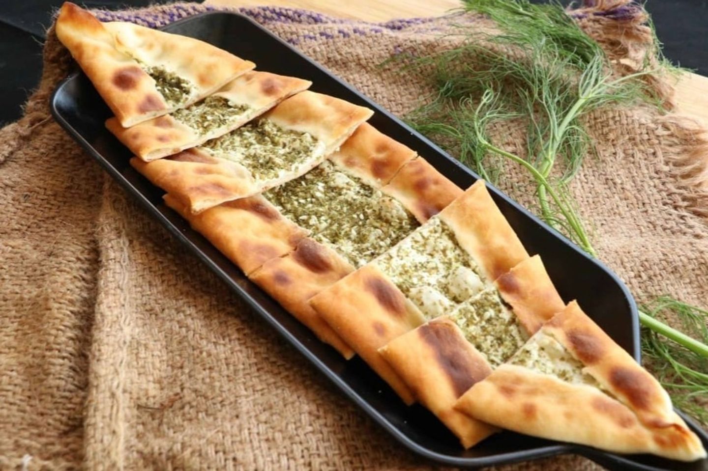 فطيرة جبنة زعتر