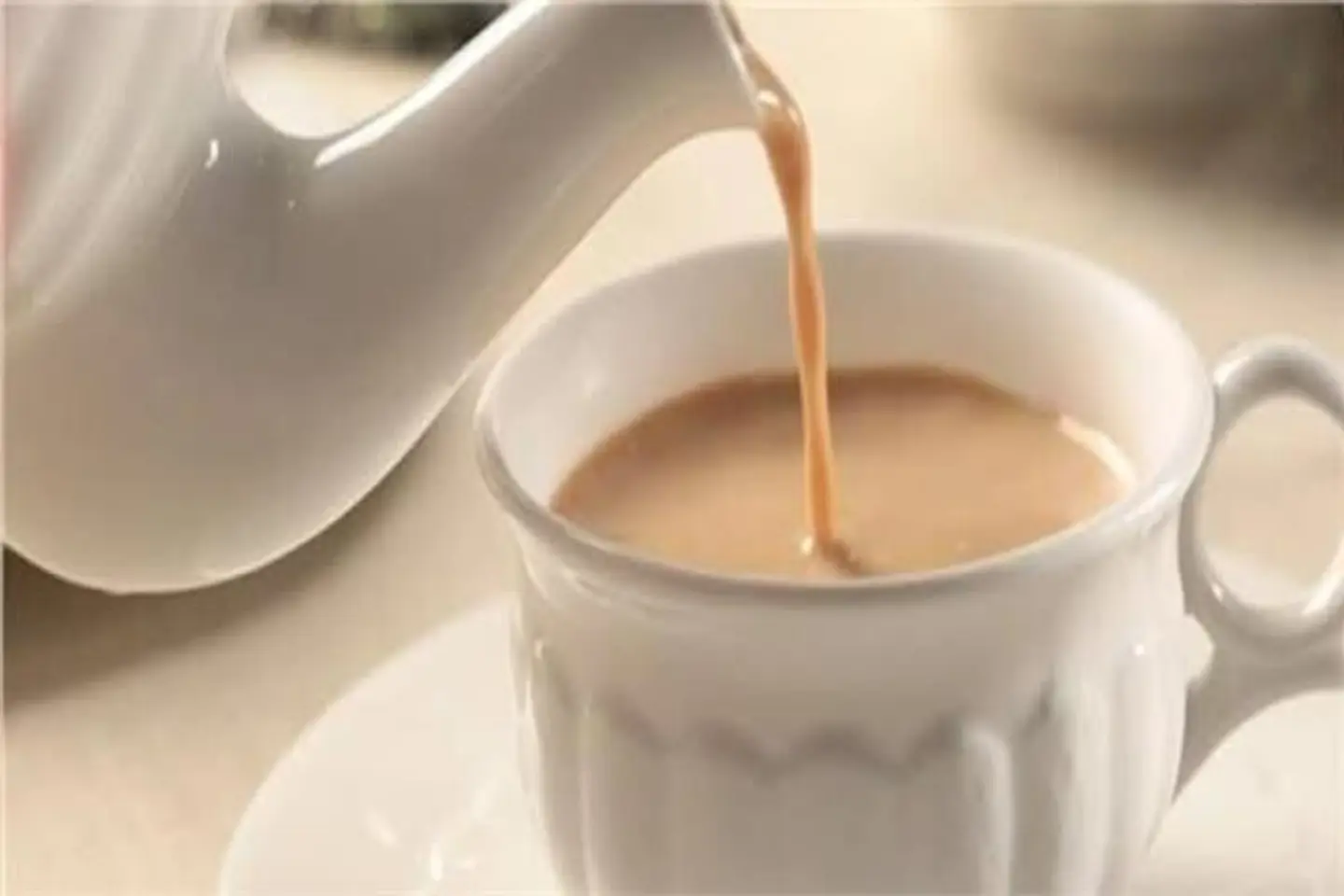 شاي حليب عادي