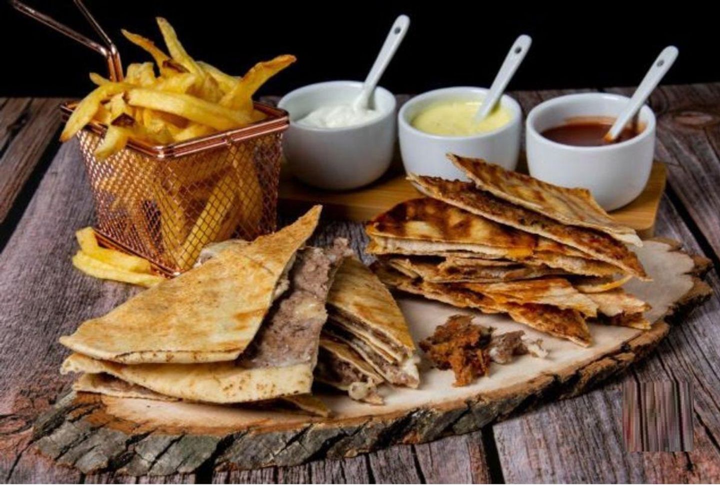 طوشكا دجاج بالجبن
