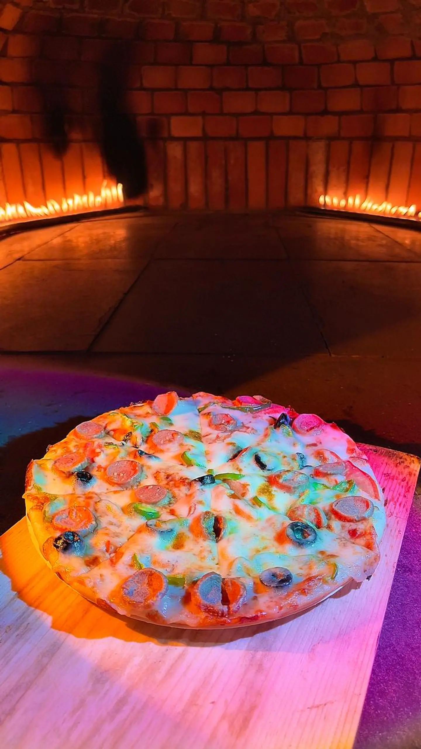 Hot Dog Pizza