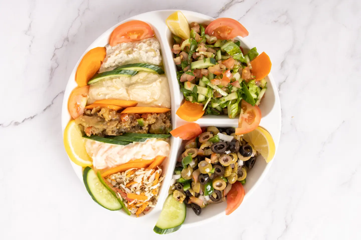 مشكل مقبلات صغير