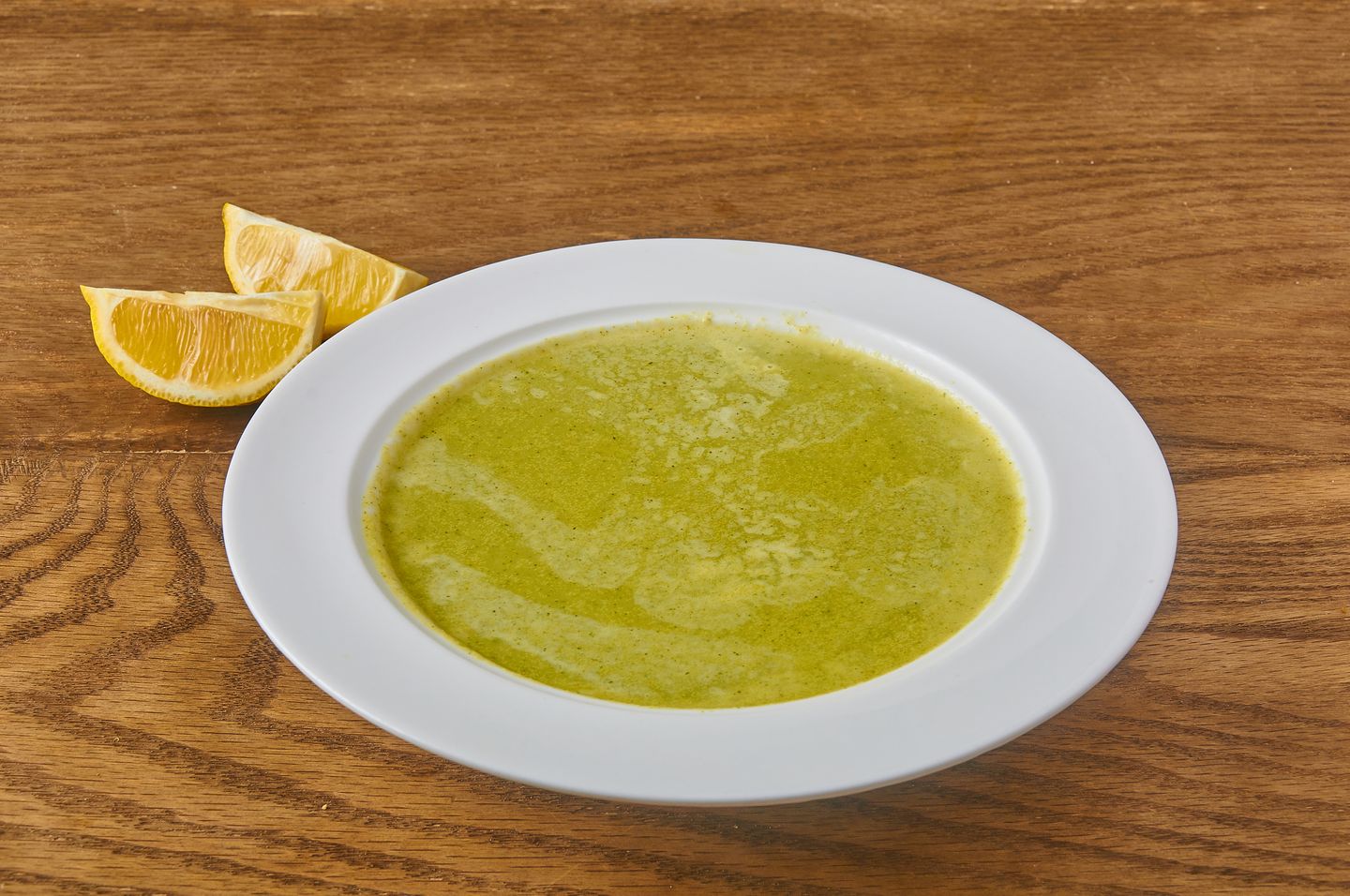 شوربة البروكلي بالكريمة