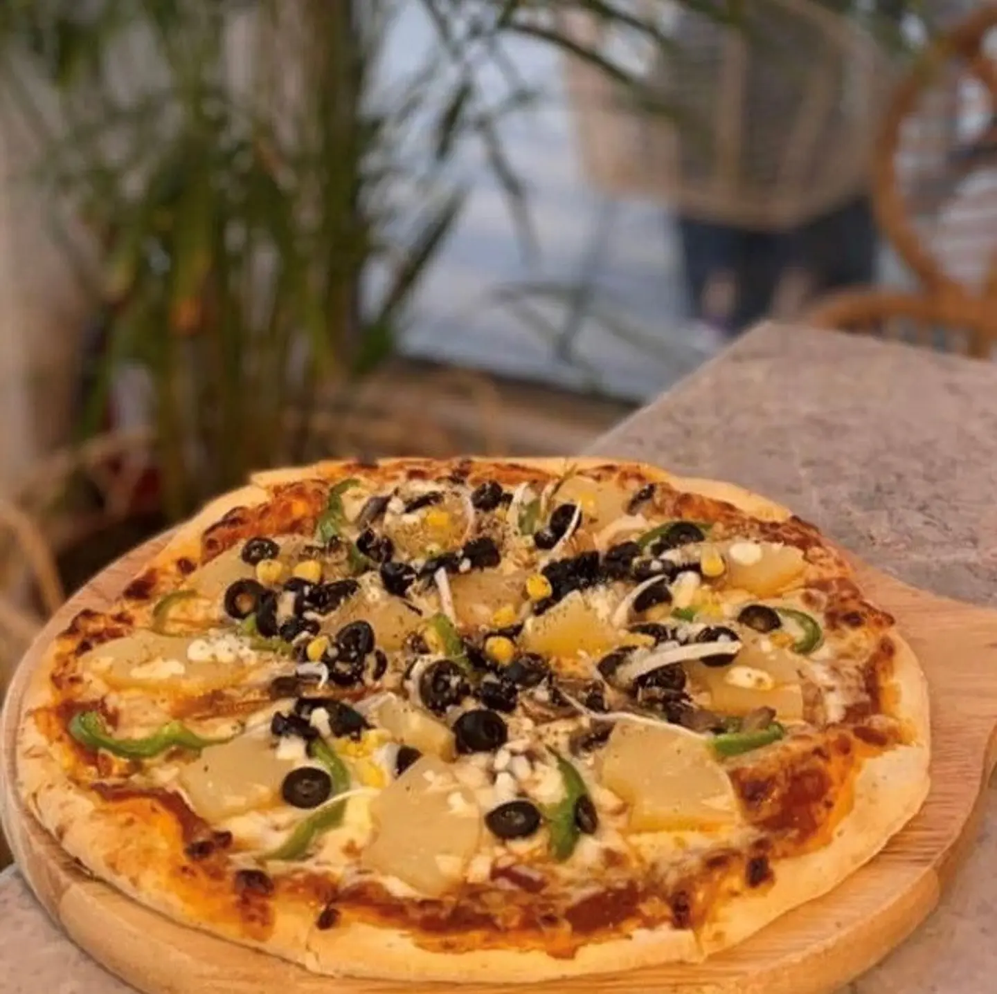 Hawaiian Pizza