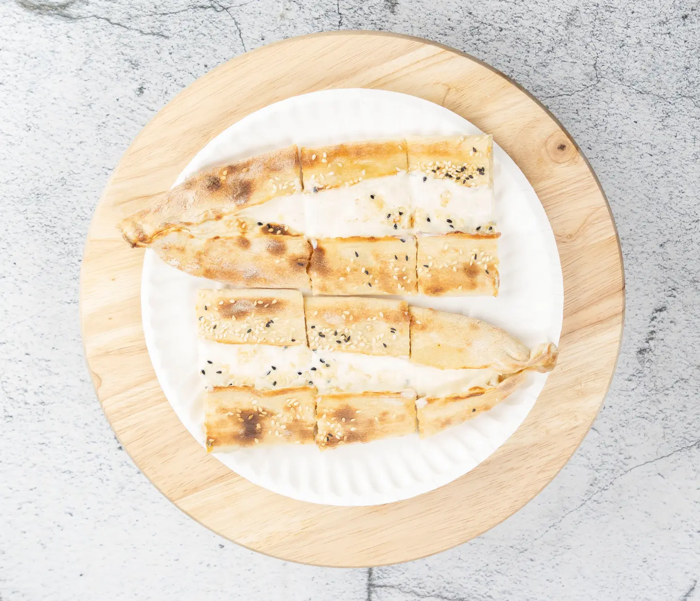 فطائر جبنة سائلة