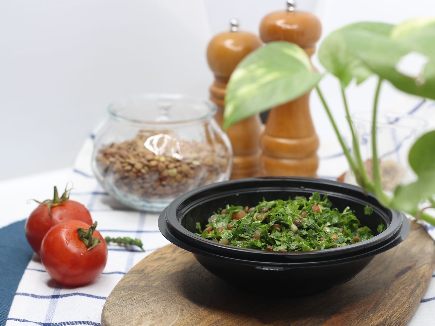 Naz Salad - Large