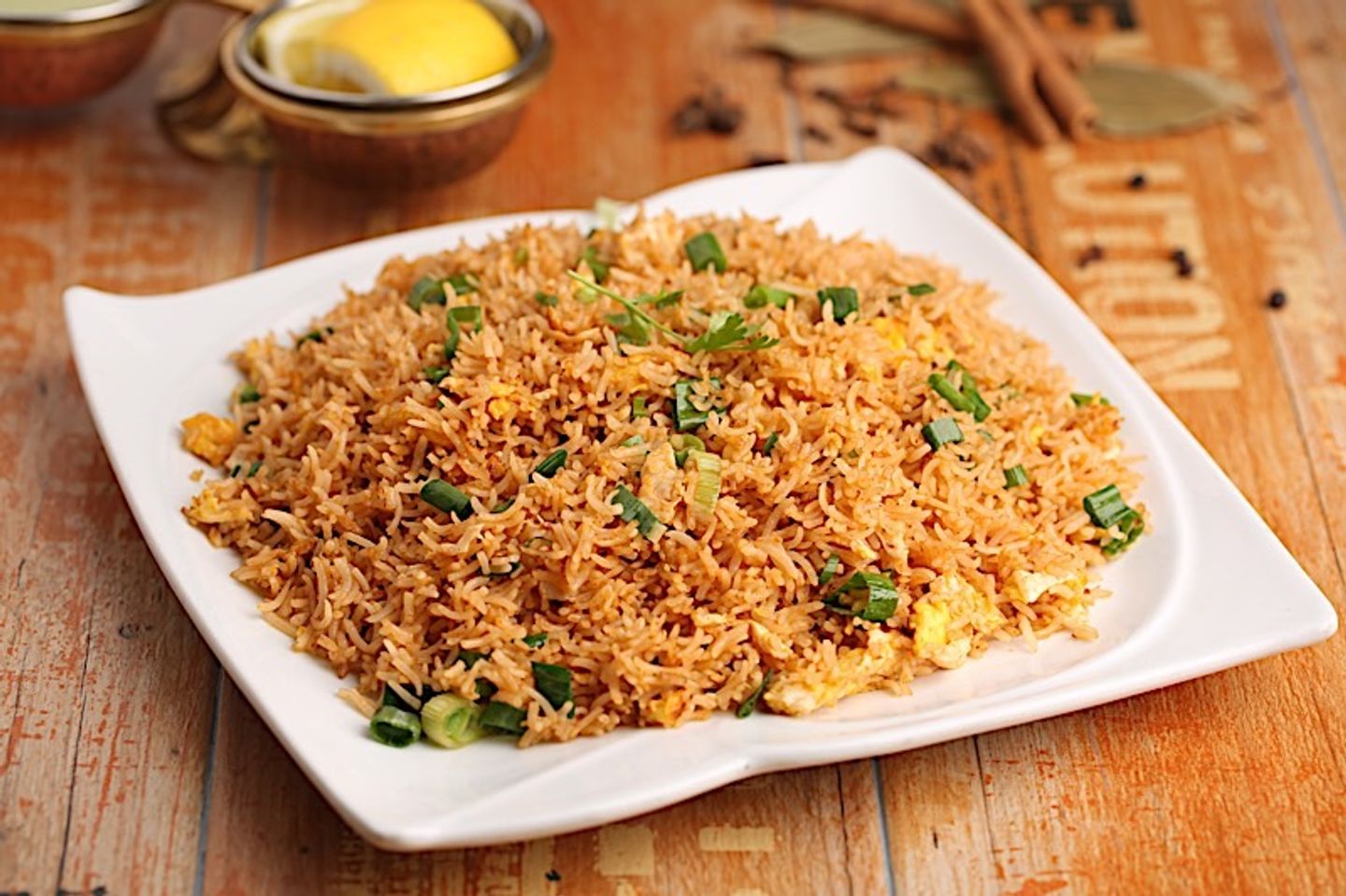 رز مقلي بيض