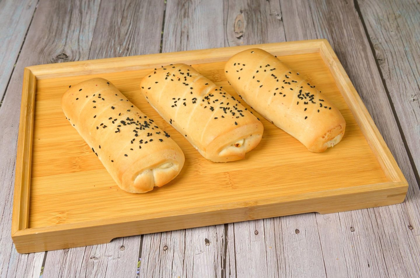 فطيرة جبنة حلومي