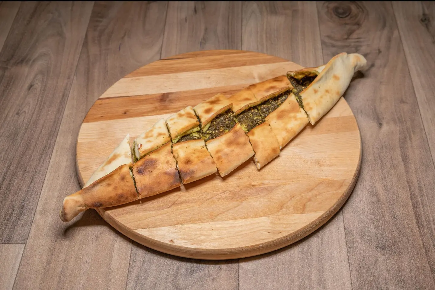 فطيرة جبنة مع زعتر
