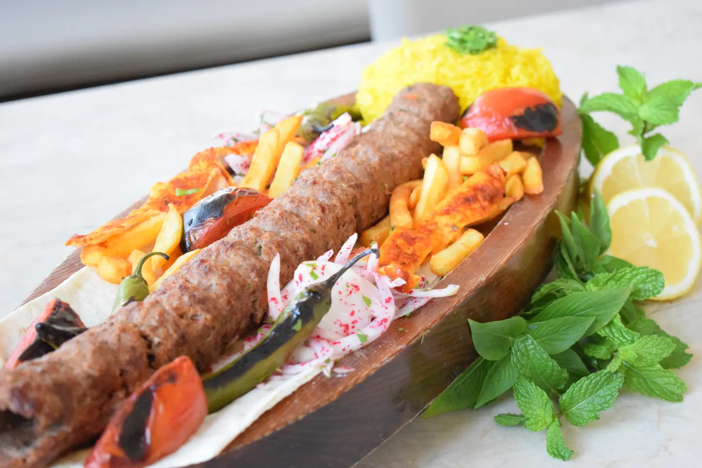 كباب نص متر