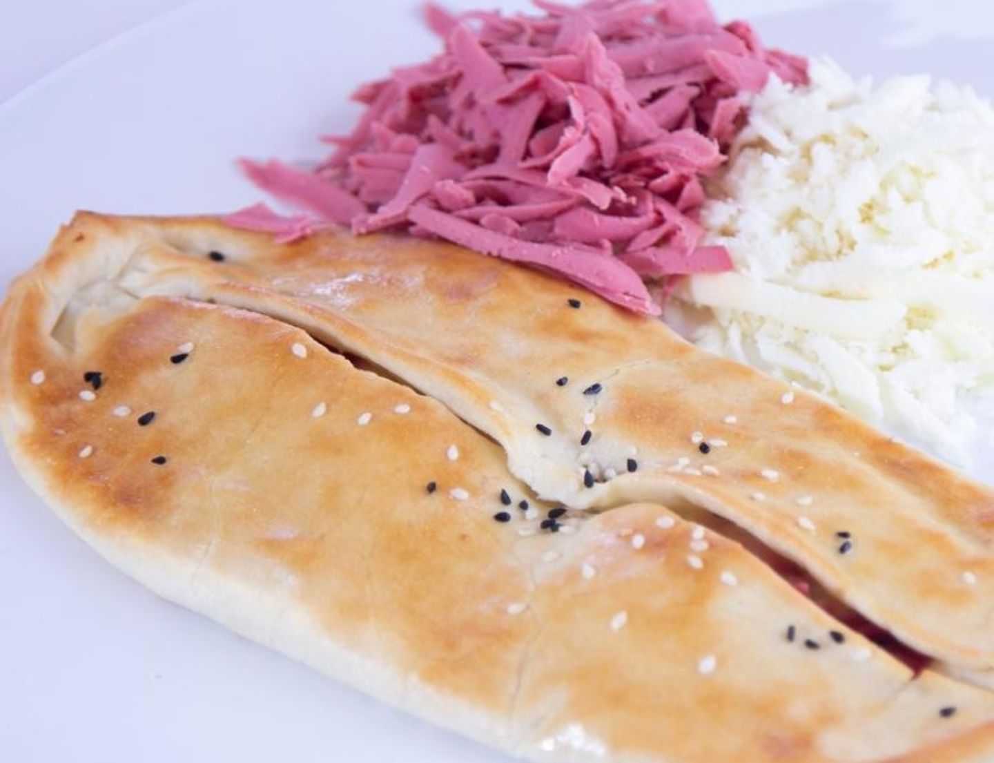 جبن مرتديلا