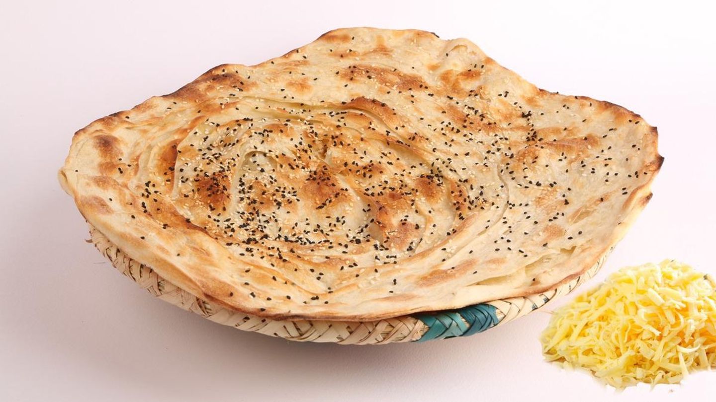 خبز ملوح عدني
