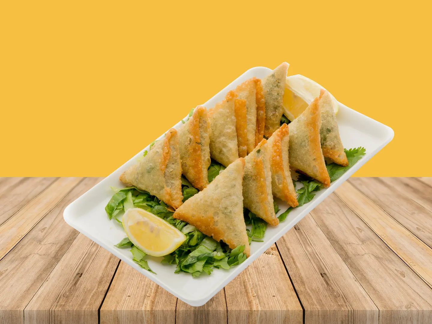 اربع حبات سمبوسه لحم