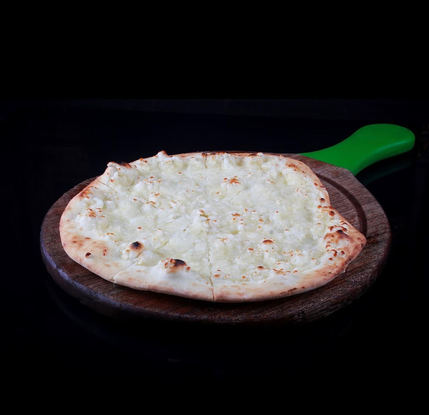 Olive Thyme Cheese Manoucheh