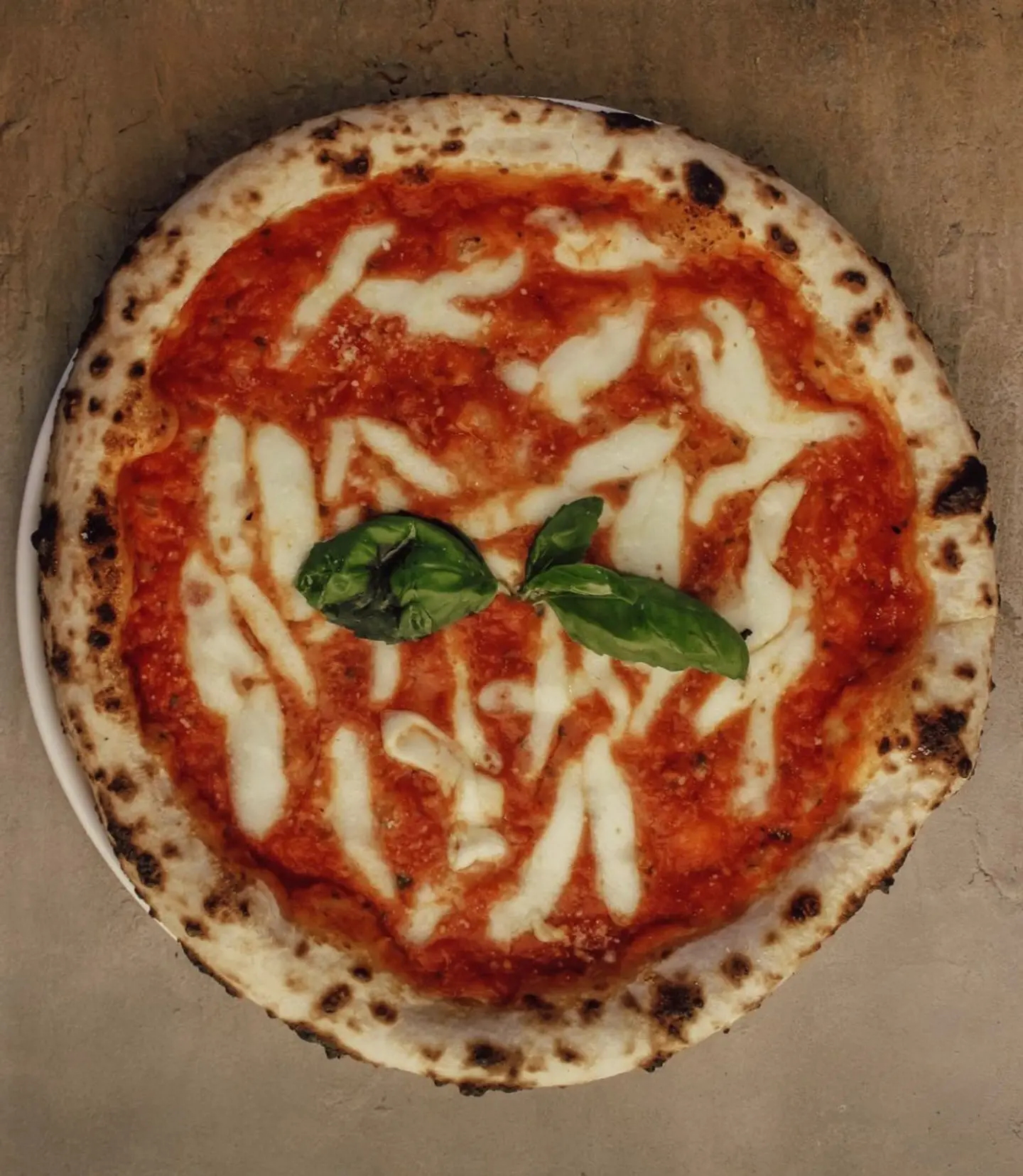 بيتزا ديفولا