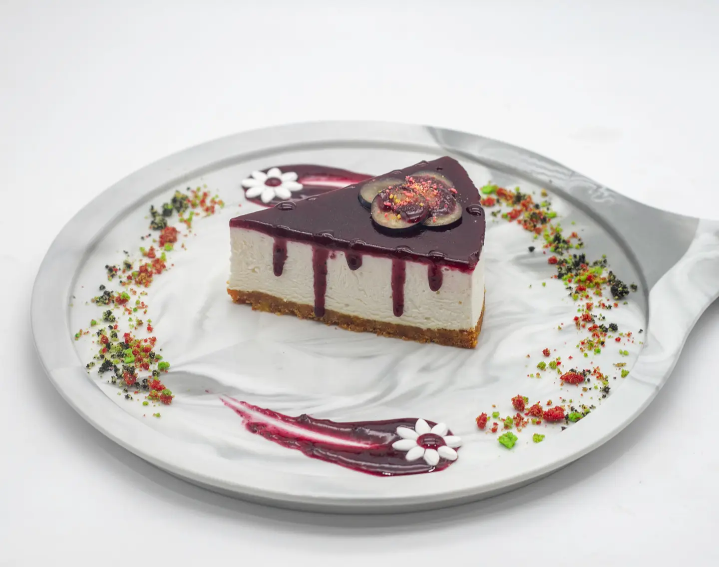 تشيز كيك بالتوت