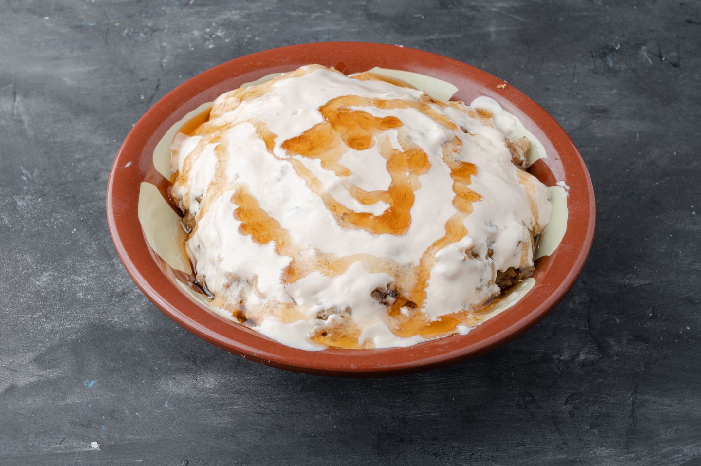 Masoub With Cream And Honey