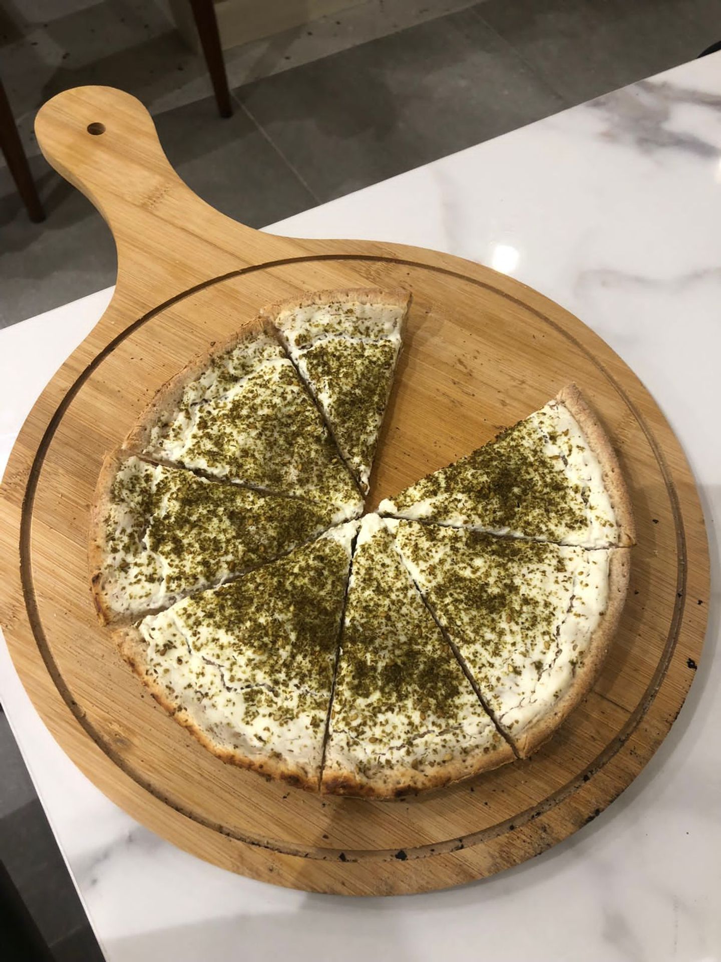 فطيرة لبنة بالزعتر