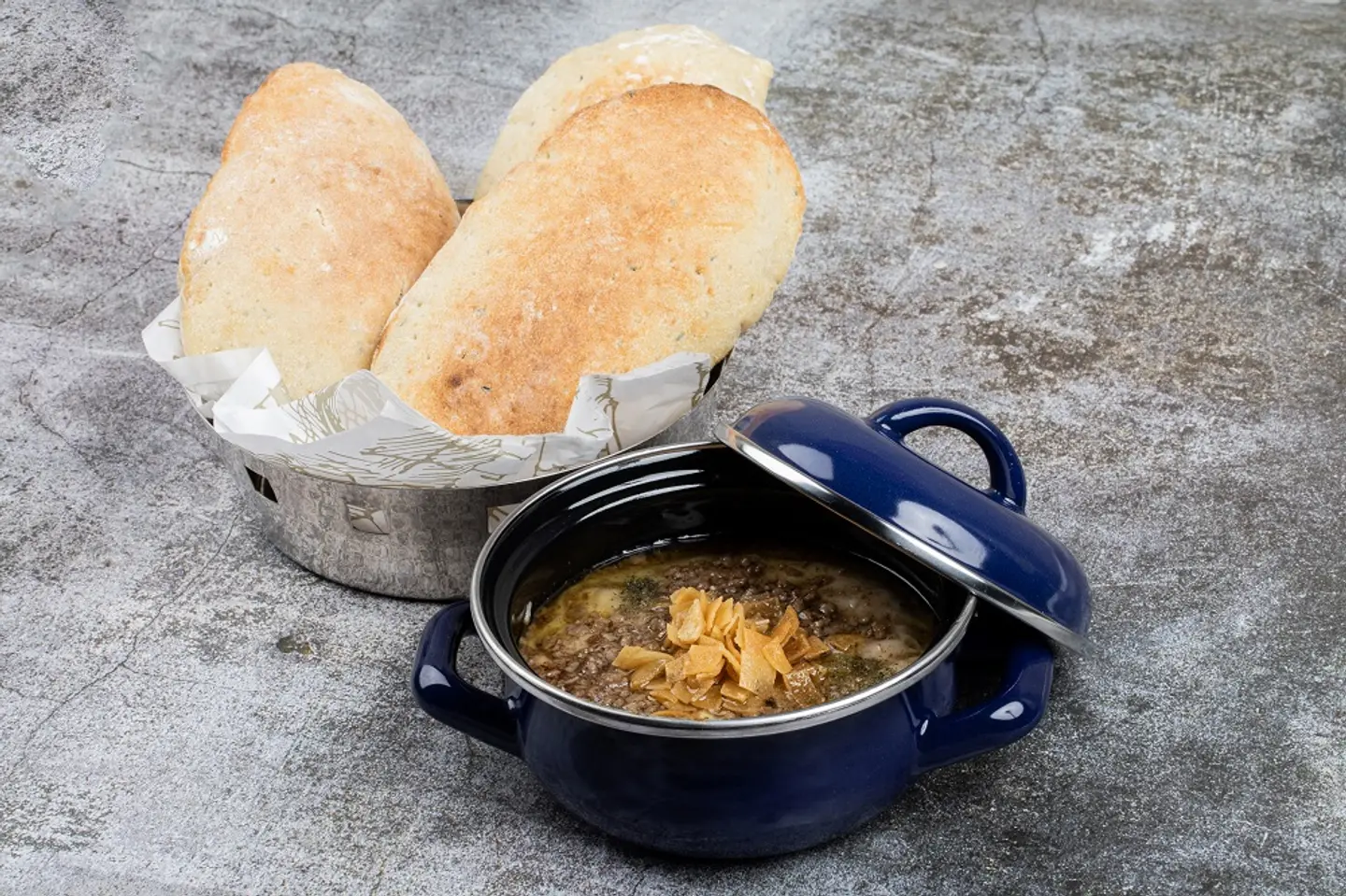 كشك مع قوارما