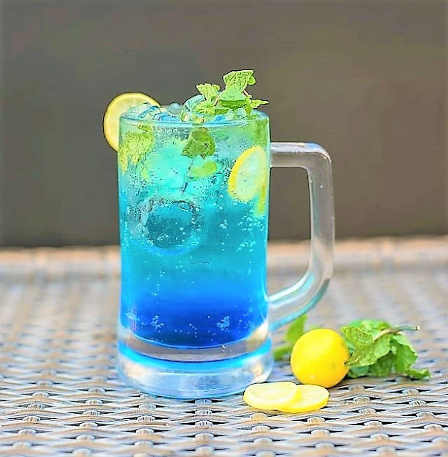 موهيتو أزرق