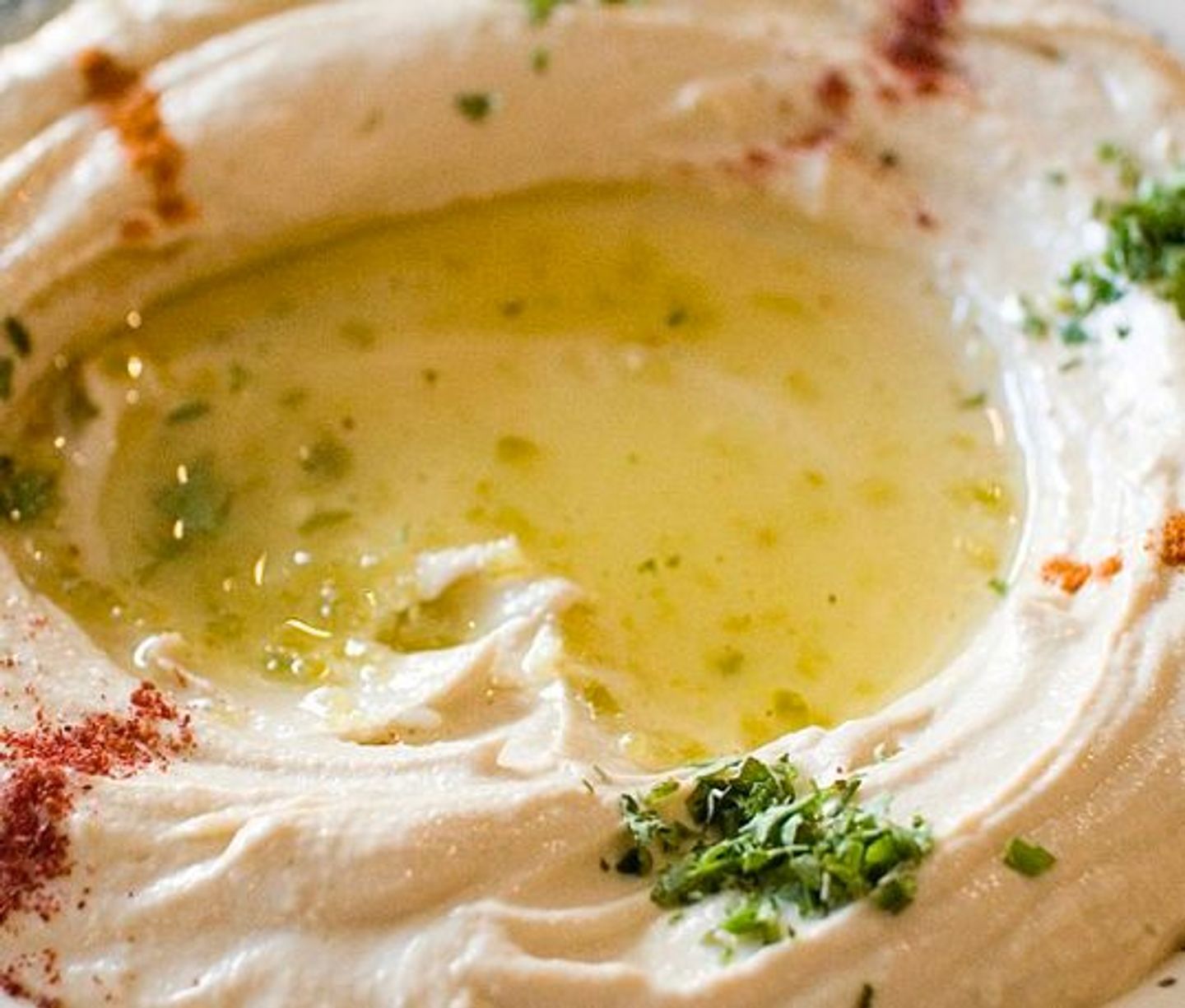 Small Hummus Fatteh With Oil Plate