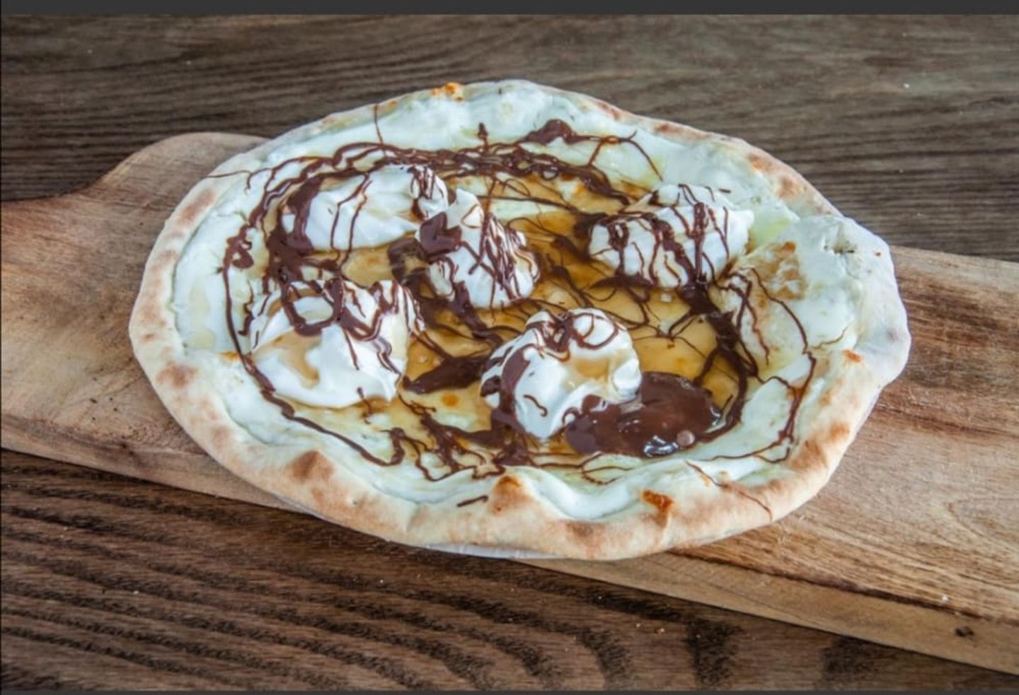 قشطة مع النوتيلا