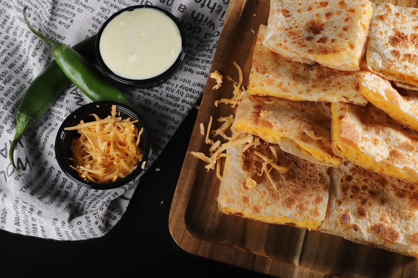 Mutabbak Cream Cheese With Cheddar