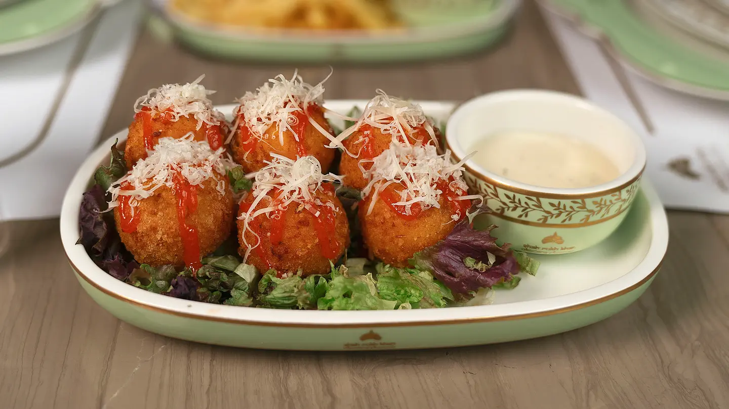 Chicken Balls With Cheese