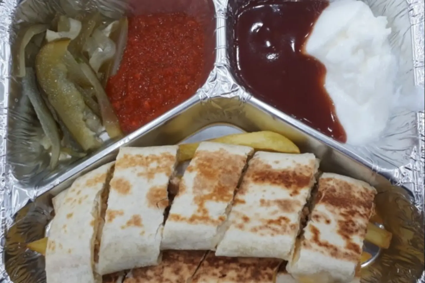 صحن عربي كبير