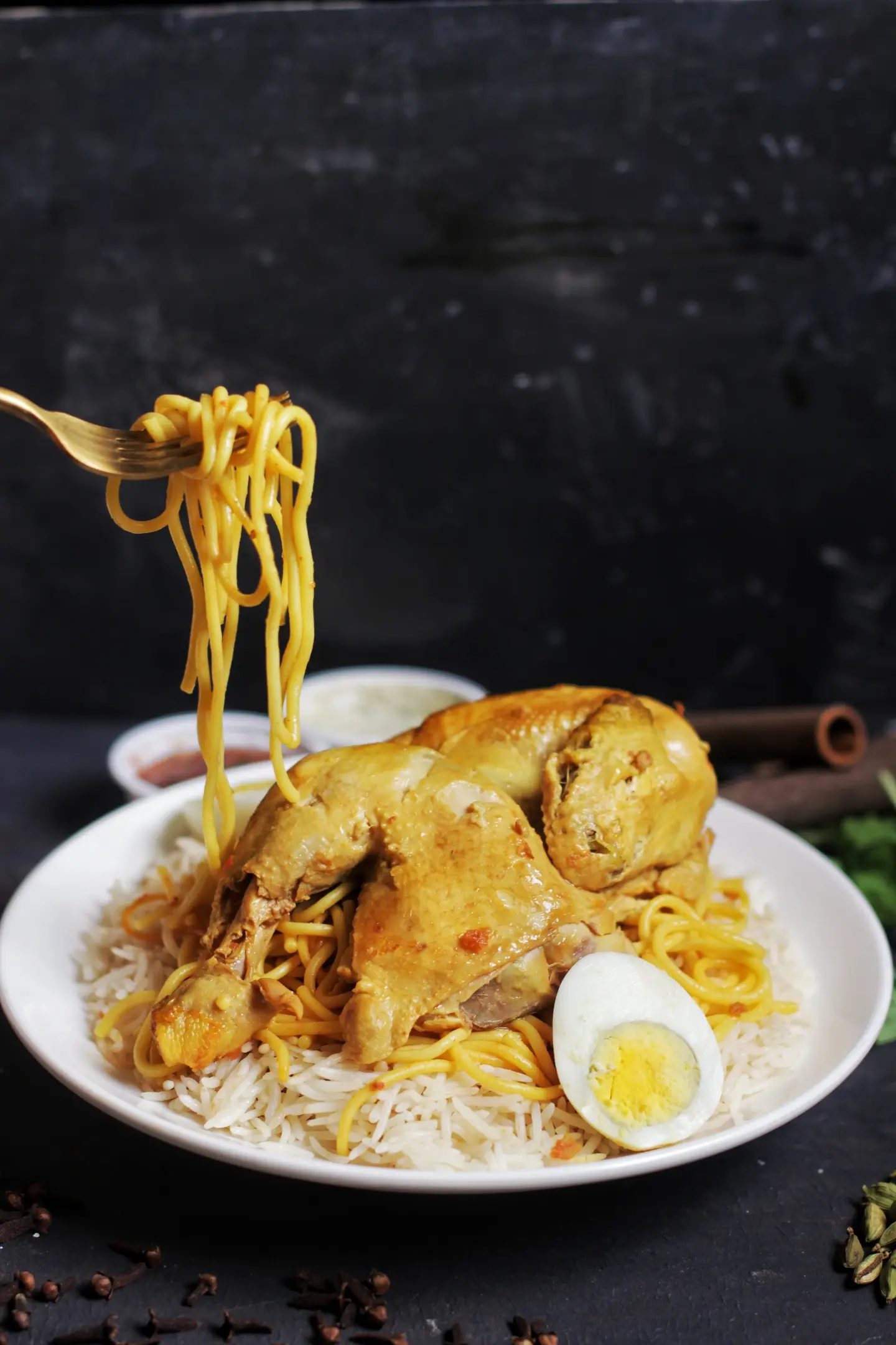 دجاج شواية مع رز كوزي