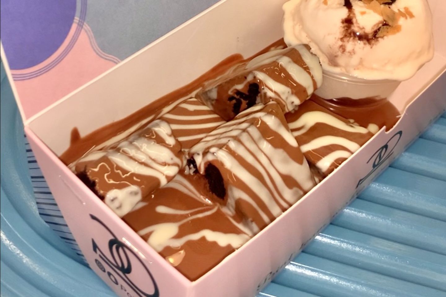 Brownies With Ice Cream