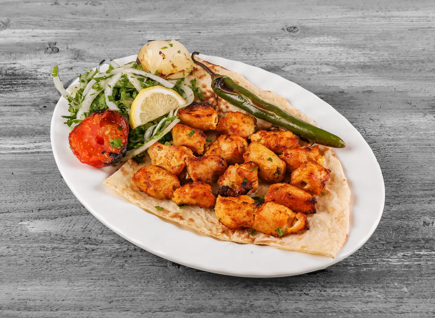 شيش طاووق - نفر