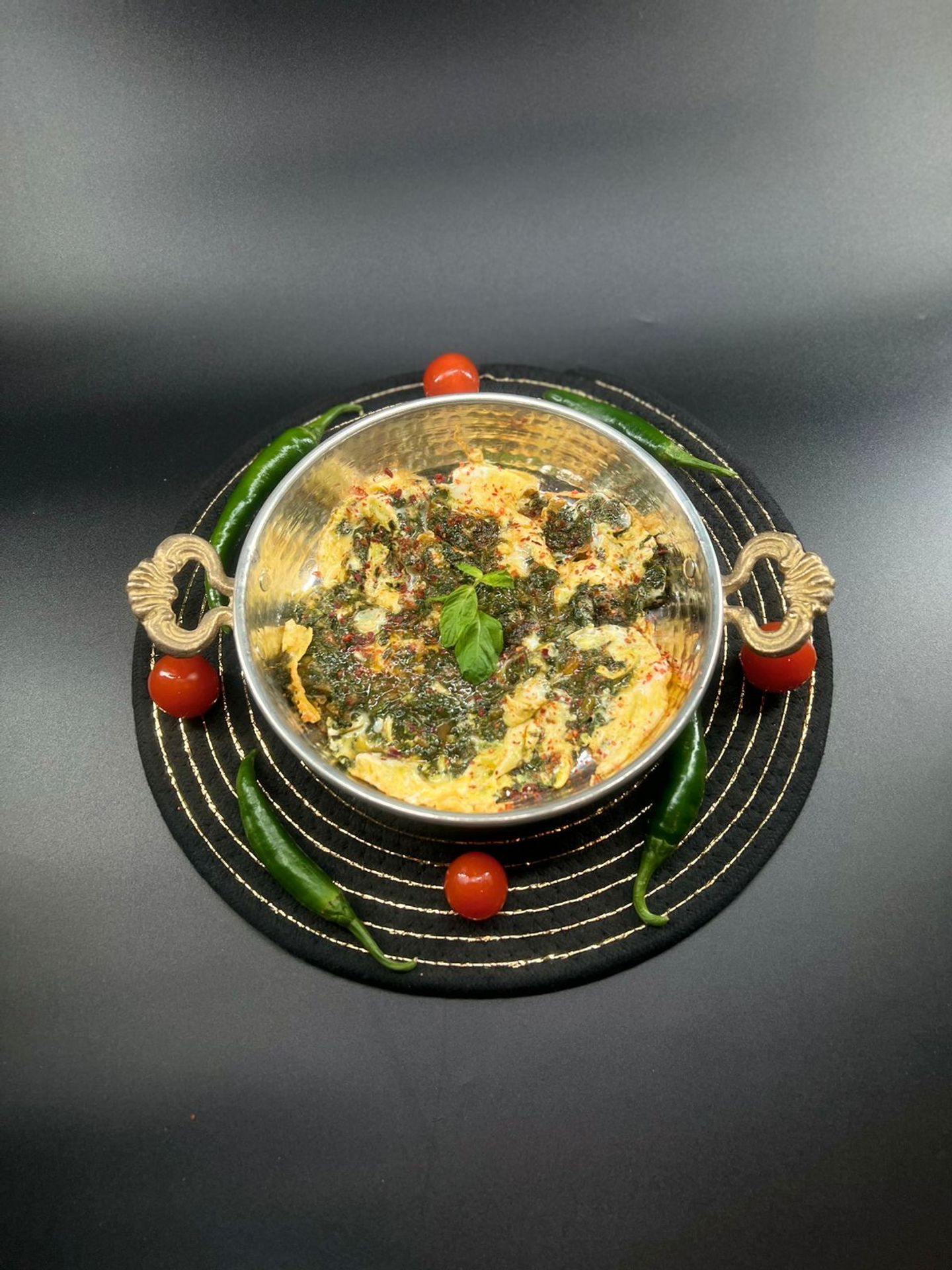 Eggs With Spinach