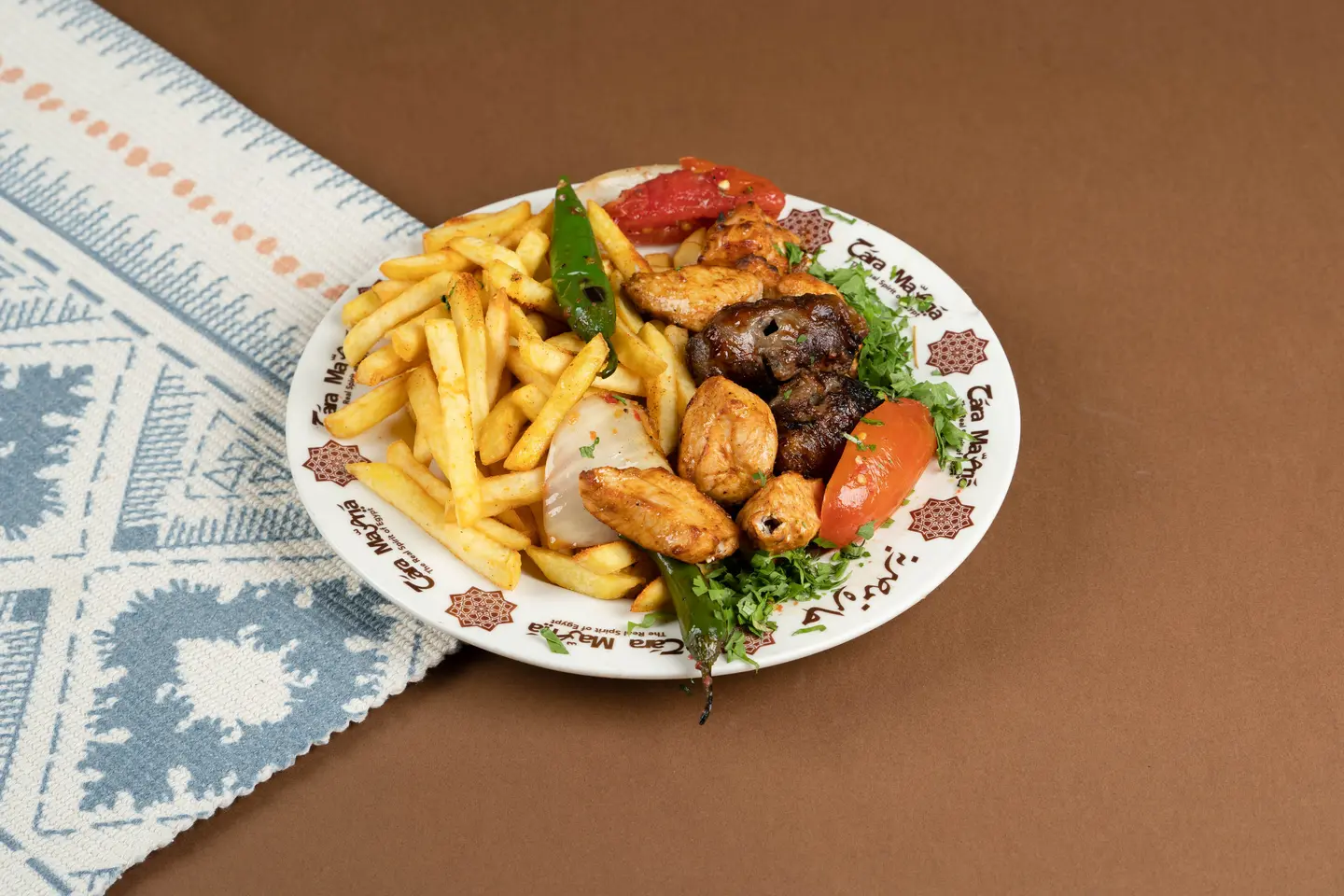 شيش طاووق وطرب