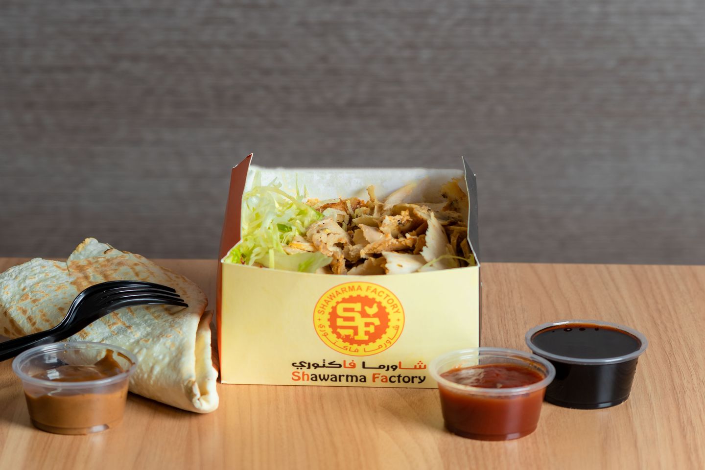 Chicken  With Lettuce Box